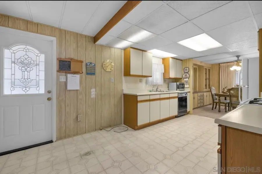 1440 S Orange Ave #11, El Cajon, CA 92020 - #3