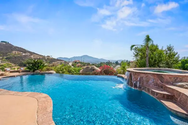 2255 Grace Lamay Terrace, El Cajon, CA 92019