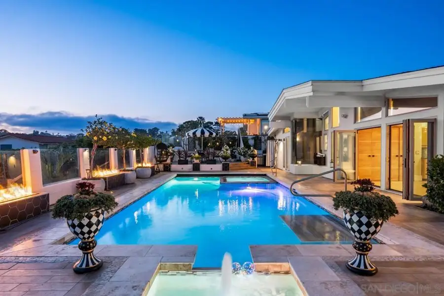 Address Withheld By Seller, San Diego, CA 92109 - #3