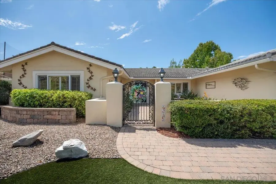 17782 Via Alta Mirasol, San Diego, CA 92128 - #2