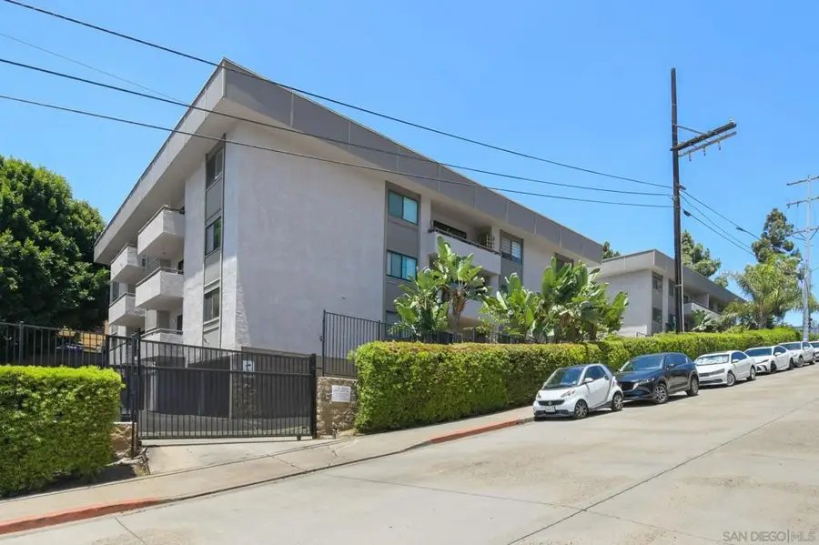 3940 Dove Street #204, San Diego, CA 92103 - #2