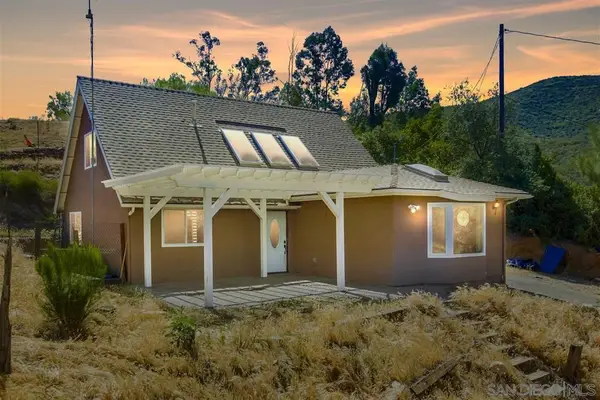 324 Patrick Dr, El Cajon, CA 92019