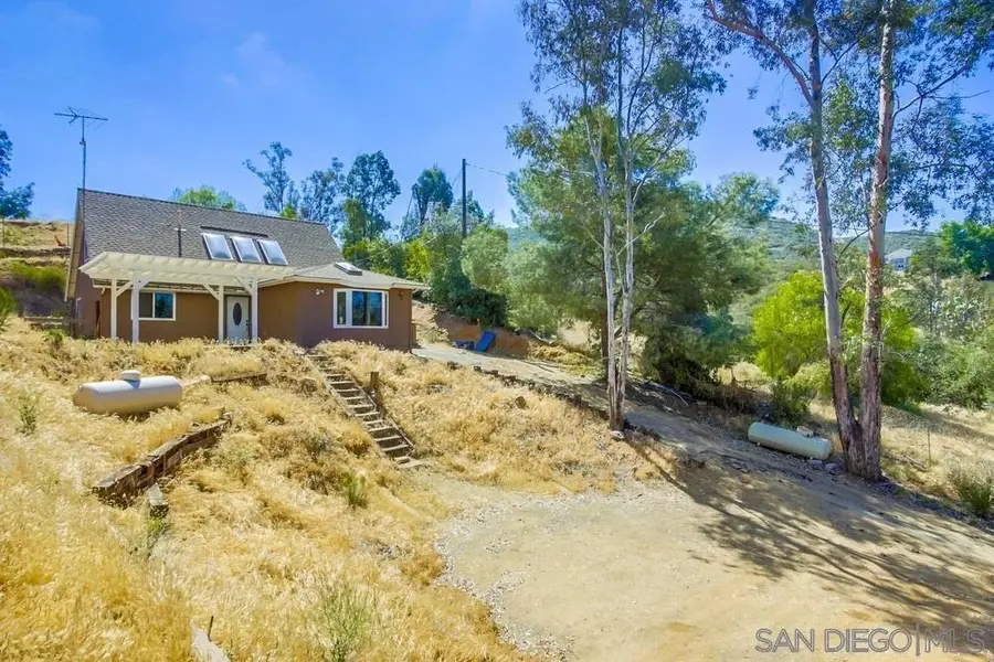 324 Patrick Dr, El Cajon, CA 92019 - #2