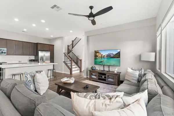 493 Village Greens Way, San Marcos, CA 92078
