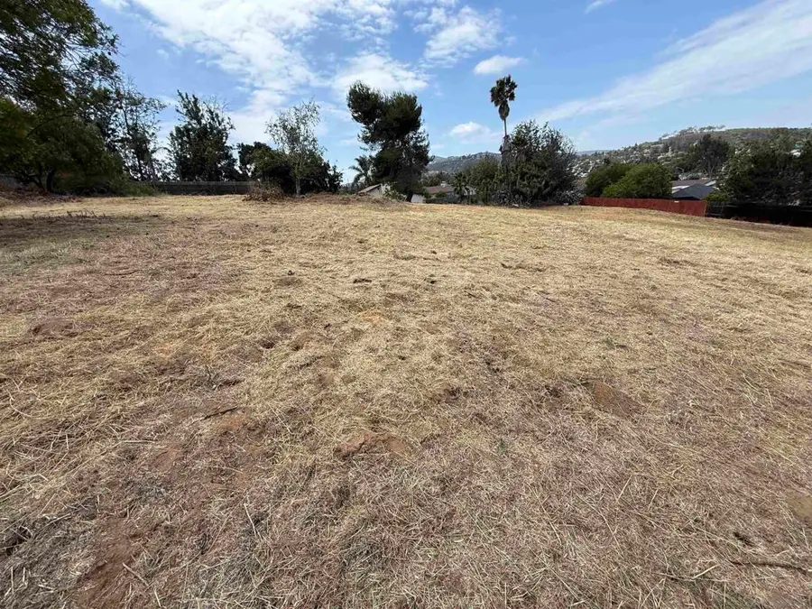 1565 Montiel Rd, San Marcos, CA 92069 - #2