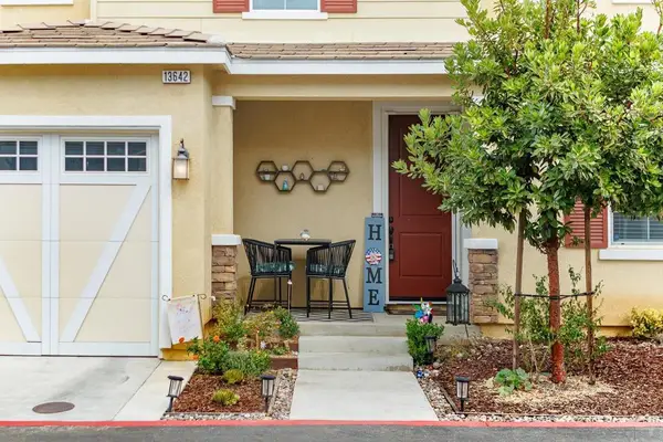 13642 Gray Hawk Way, Valley Center, CA 92082