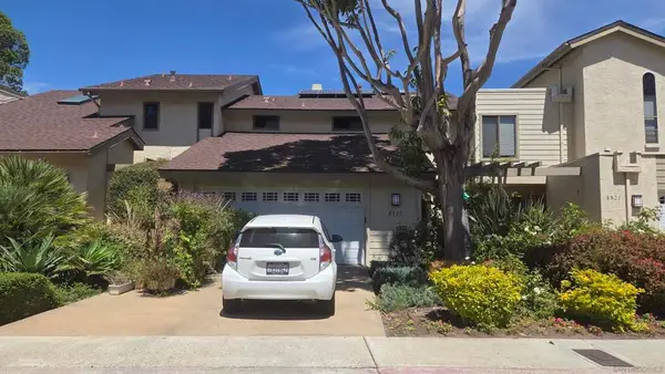 8827 Via Andar, San Diego, CA 92122