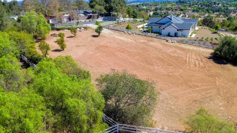 6100 Twin Country Lane, Fallbrook, CA 92028 - #3