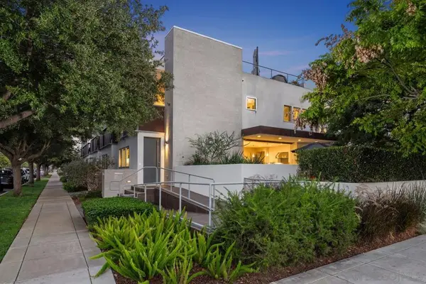 700 7th St, Coronado, CA 92118
