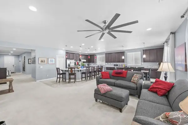 Address Withheld By Seller, Perris, CA 92571