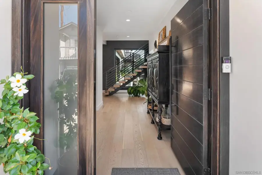 743 Glenview, La Jolla, CA 92037 - #2