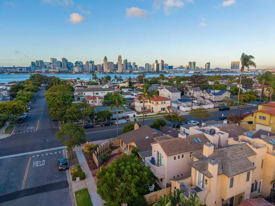 211 I Ave, Coronado, CA 92118 - #3