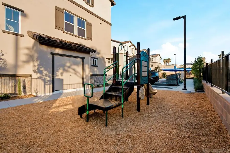 207 Sarina Lane, San Marcos, CA 92069 - #3