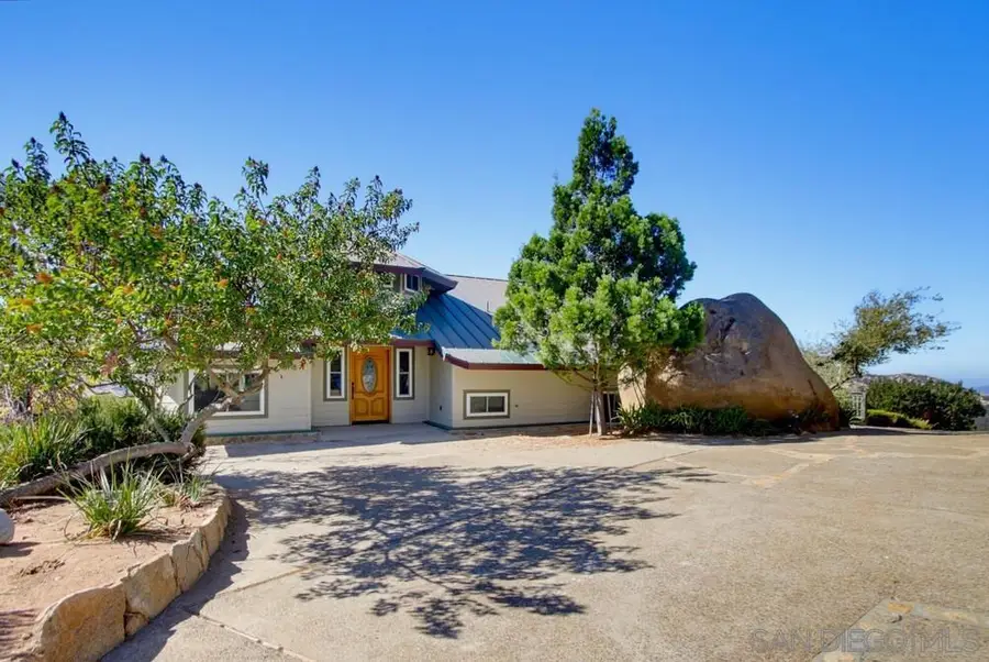 16118 Green Valley Truck, Ramona, CA 92065 - #2