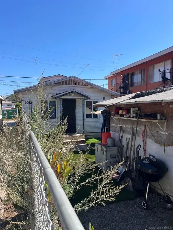 2062 64 Irving St, San Diego, CA 92113