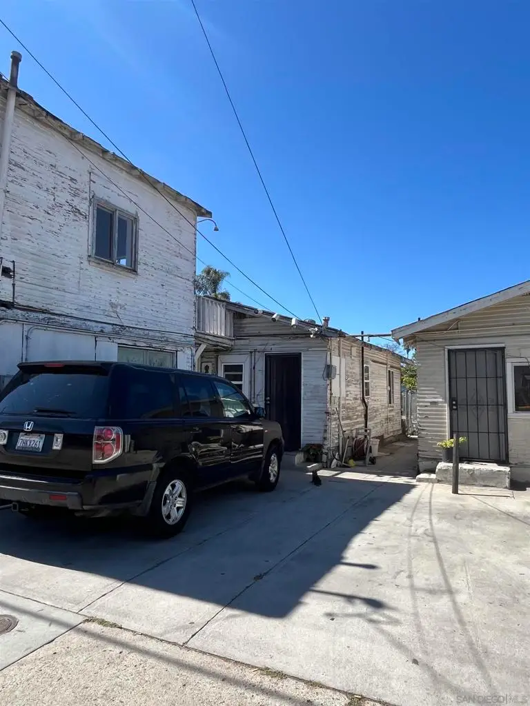 2062 64 Irving St, San Diego, CA 92113 - #2