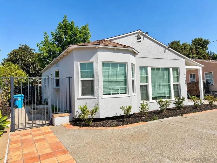7054 56 Amherst St, San Diego, CA 92115 - #3