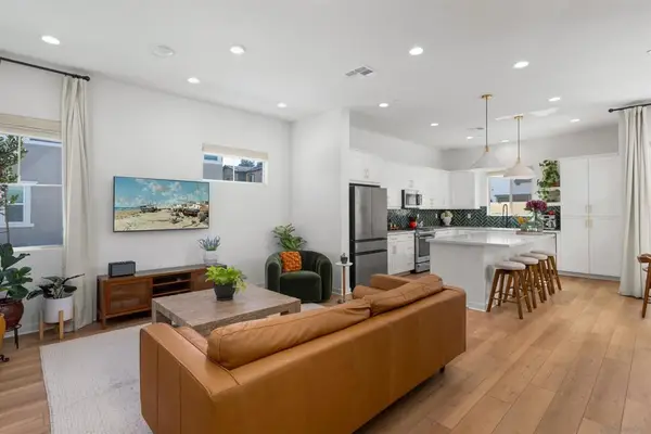 619 Townsend Way, San Marcos, CA 92078