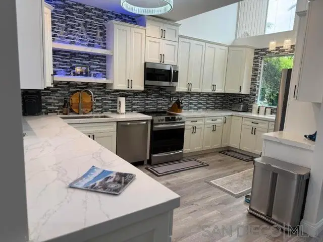 121 Via Coronado, Rancho Santa Fe, CA 92067 - #3