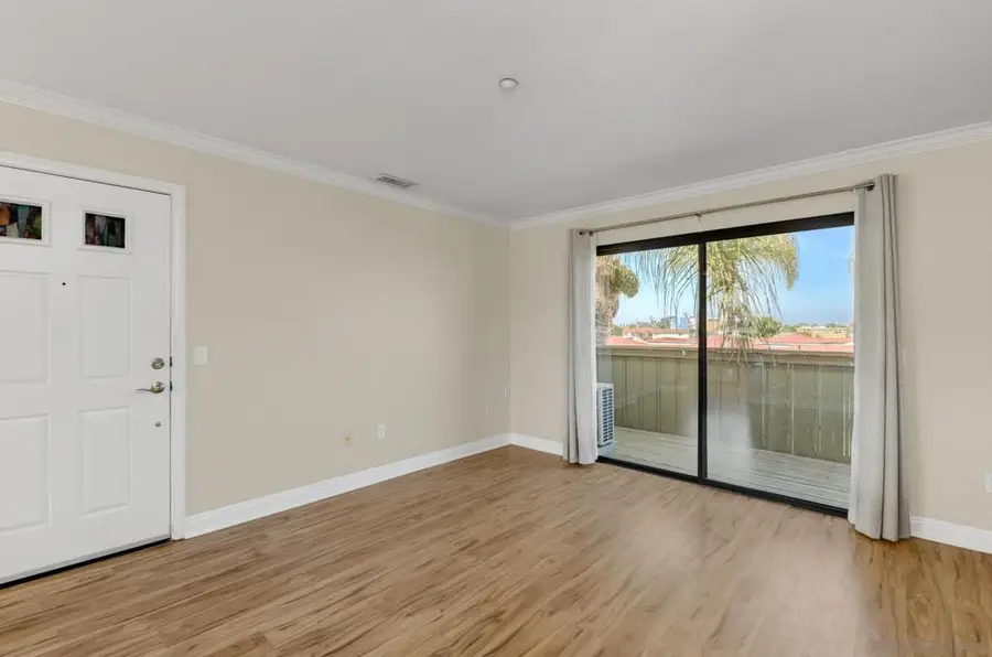 201 Twin Oaks Ave #5, Chula Vista, CA 91910 - #3
