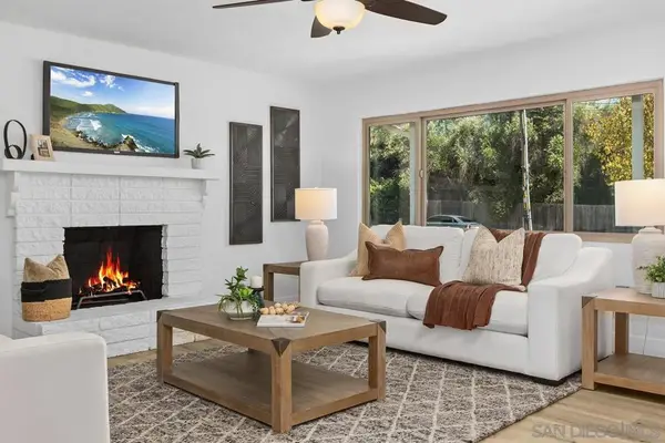 2738 Oak Hill Dr, Escondido, CA 92027