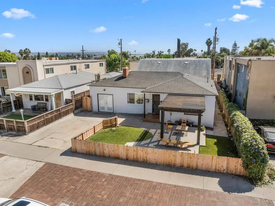 1951 55 Hornblend St., San Diego, CA 92109 - #2