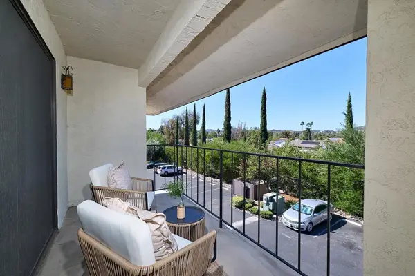 17617 Pomerado Rd #210, San Diego, CA 92128