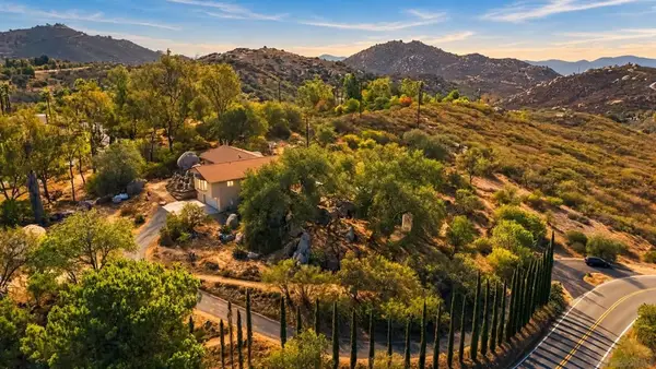 16541 Highland Valley Rd, Ramona, CA 92065