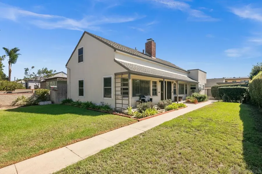 827 829 Law, San Diego, CA 92109 - #3