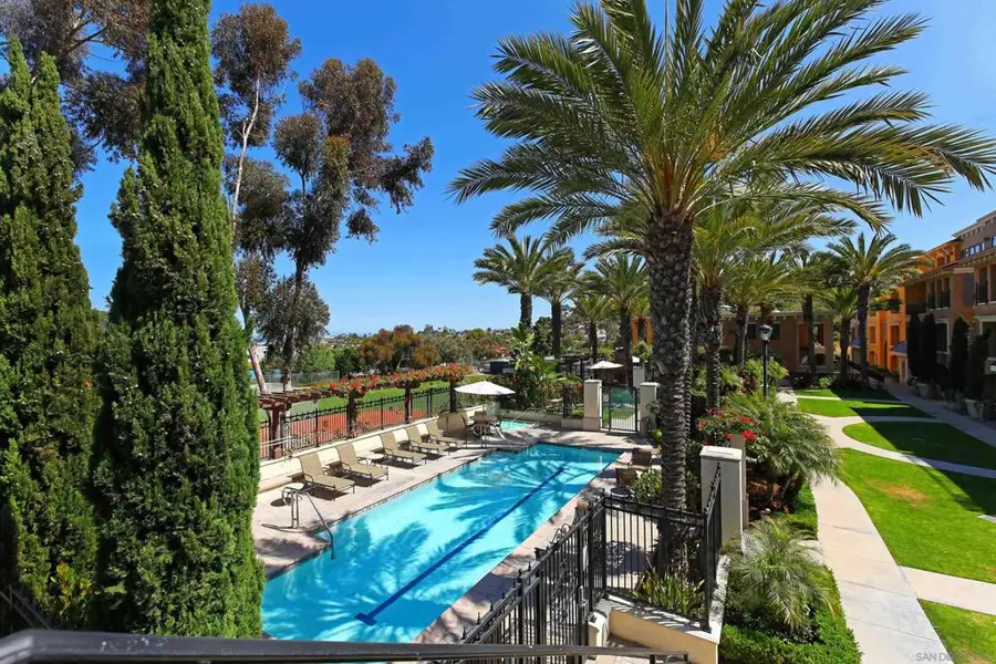 1040 Genter #305, La Jolla, CA 92037 - #3