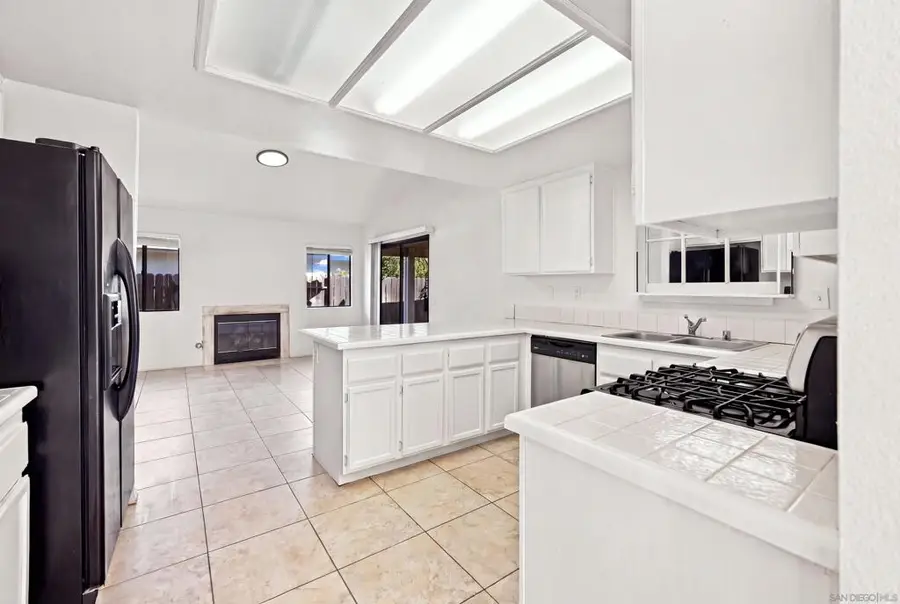 Address Withheld By Seller, Hemet, CA 92545 - #2