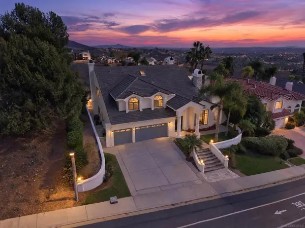 7026 El Fuerte, Carlsbad, CA 92009