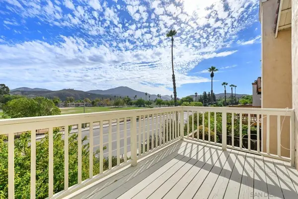 11832 Via Hacienda, El Cajon, CA 92019