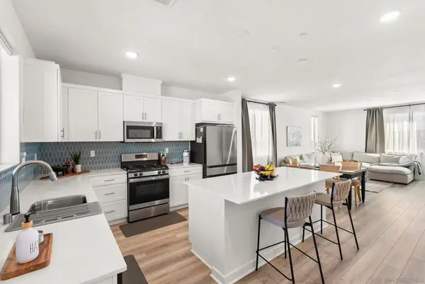 5310 Seacliff Pl #13, San Diego, CA 92154