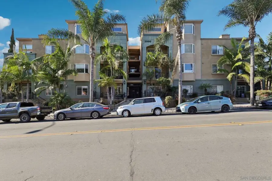 3990 Centre St #Unit 104, San Diego, CA 92103 - Image #2