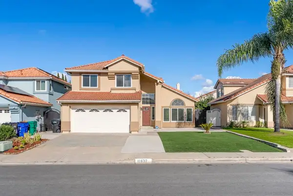 11637 Thomas Hayes Ln, San Diego, CA 92126