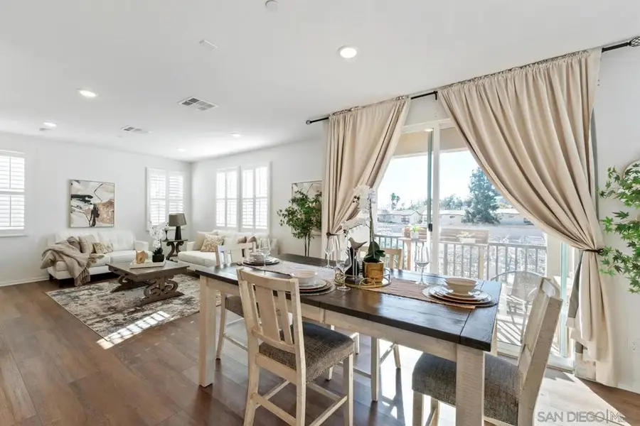 2328 Columba Gln, Escondido, CA 92025 - Image #2