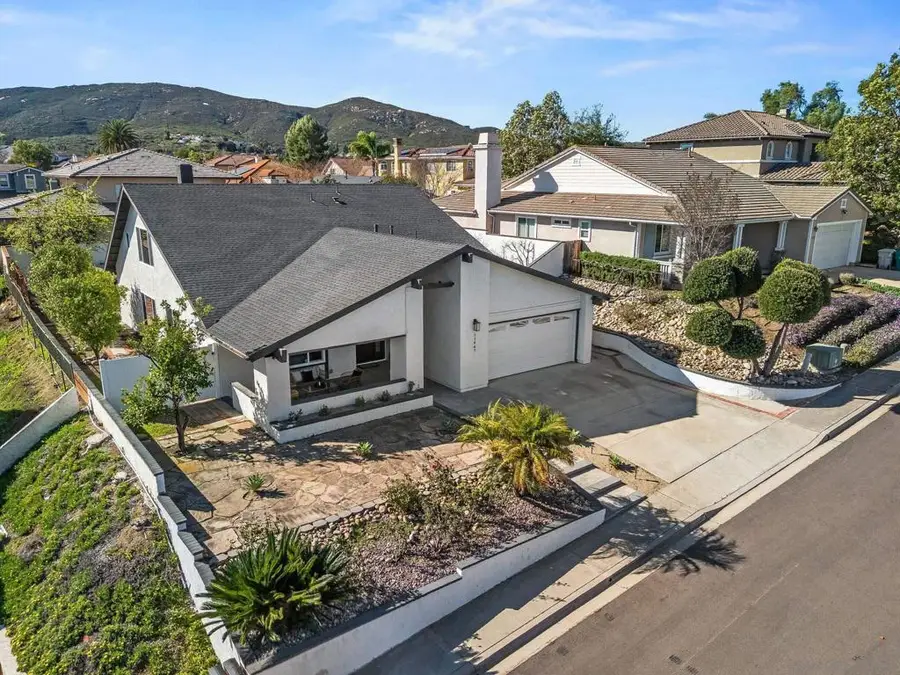 11467 Aliento Ct, San Diego, CA 92127 - Image #3