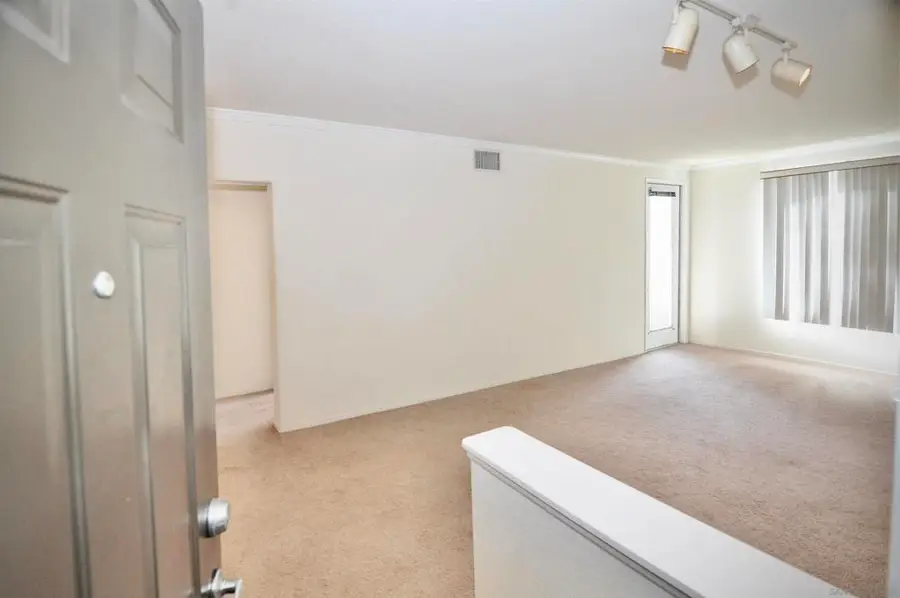 10840 Scripps Ranch Blvd #206, San Diego, CA 92131 - #3