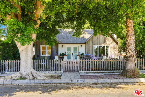 11749 Ayres Avenue, Los Angeles, CA 90064