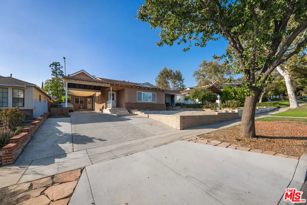 1051 E Verdugo Avenue, Burbank, CA 91501 - #1