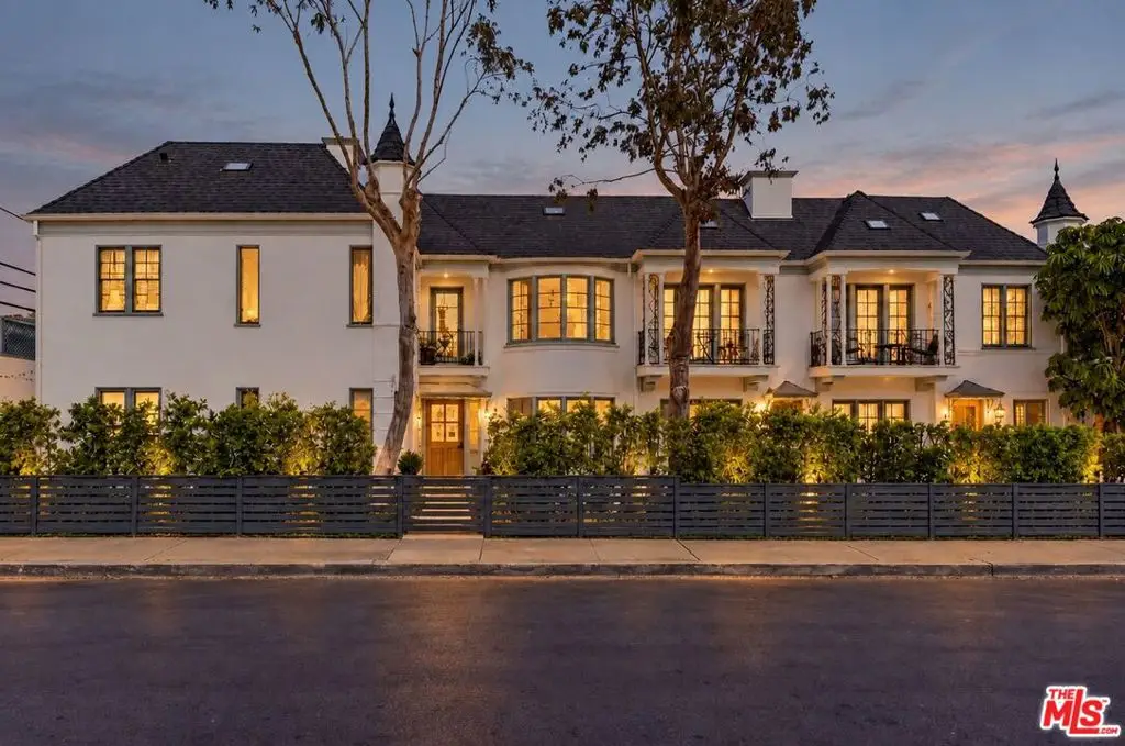 517 Rose Avenue, Venice, CA 90291 - #1