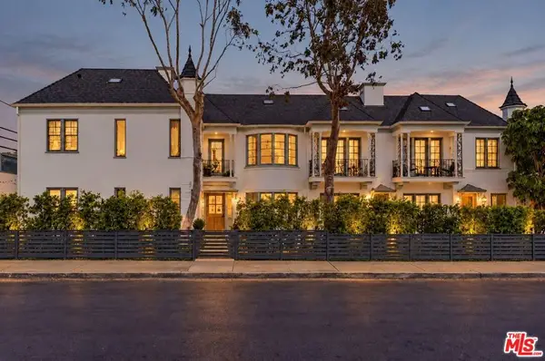 517 Rose Avenue, Venice, CA 90291