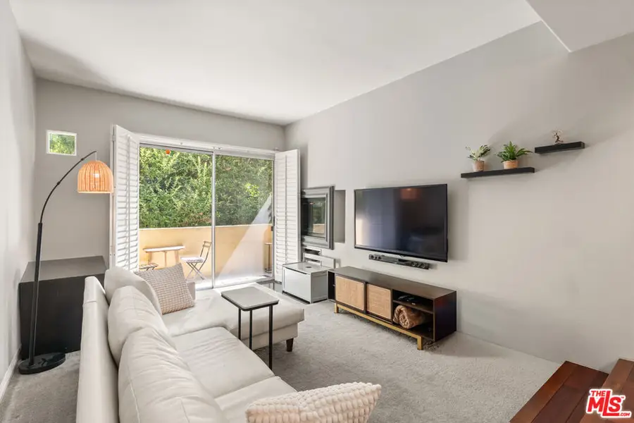 5350 Sepulveda Boulevard #7, Van Nuys, CA 91411 - #2