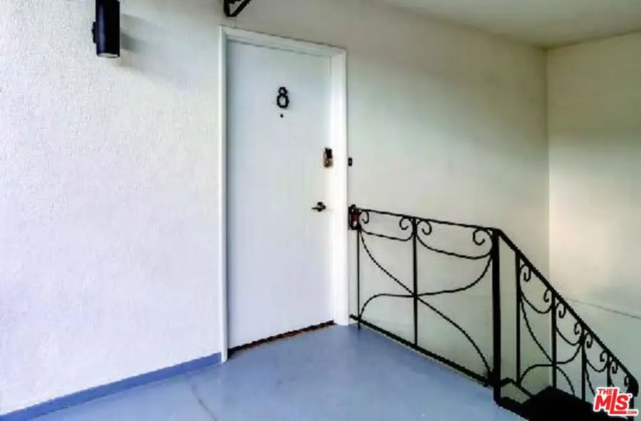 8261 Norton Avenue, West Hollywood, CA 90046 - #3