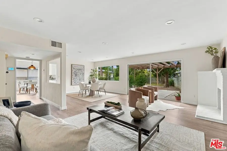 15435 Runnymede Street, Van Nuys, CA 91406 - #2