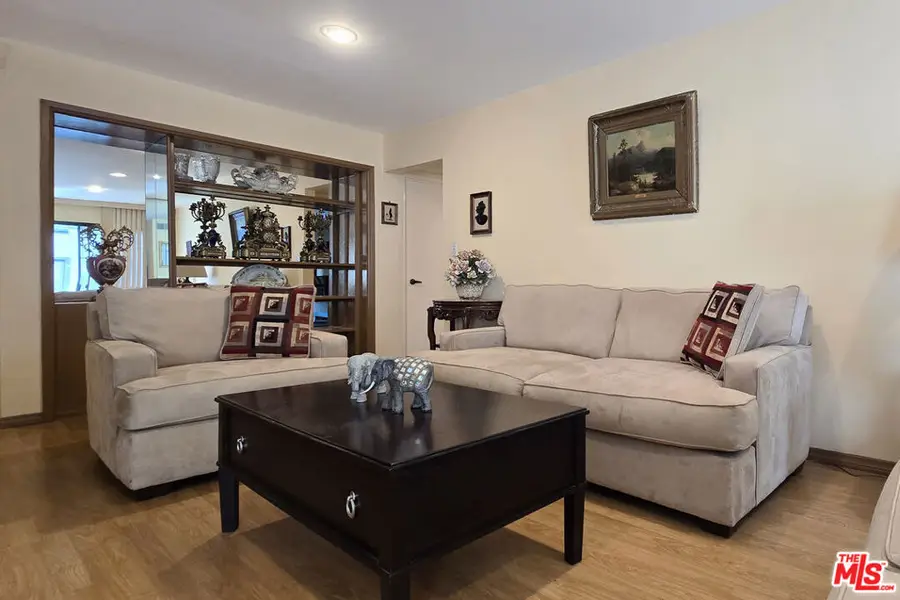 15335 Magnolia Boulevard #214, Sherman Oaks, CA 91403 - #3