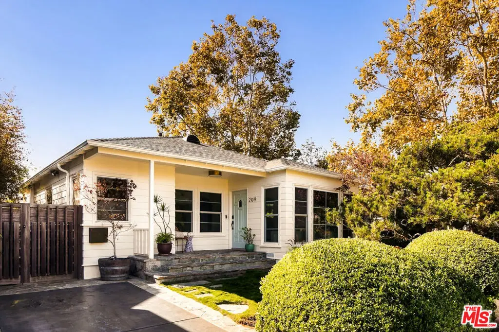 209 Ruth Avenue, Venice, CA 90291 - #1