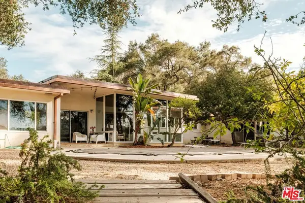 21269 Entrada Road, Topanga, CA 90290