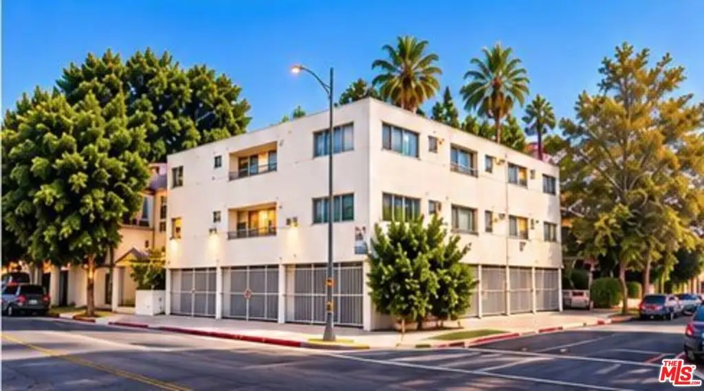 7205 Fountain Avenue, Los Angeles, CA 90046 - #1